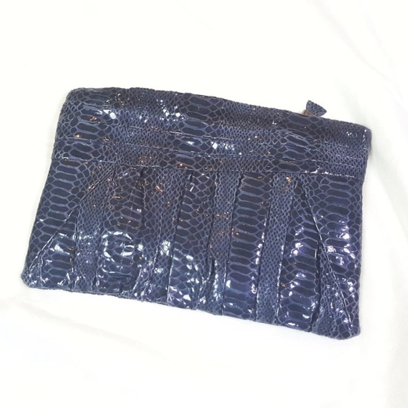 Liz Claiborne Handbags - * 80’s VINTAGE LIZ CLAIBORNE Snake Print Leather Oversized Clutch.